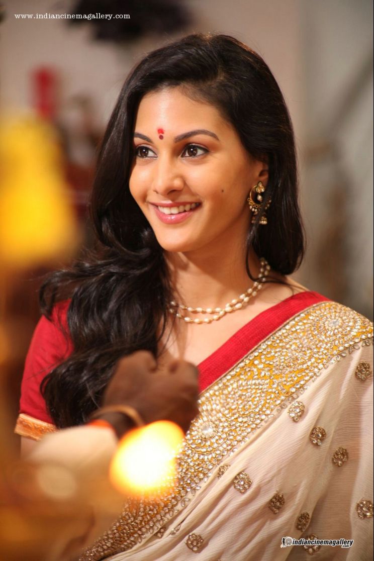 Amyra Dastur