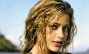 Ana Beatriz Barros