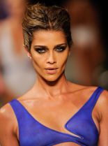Ana Beatriz Barros