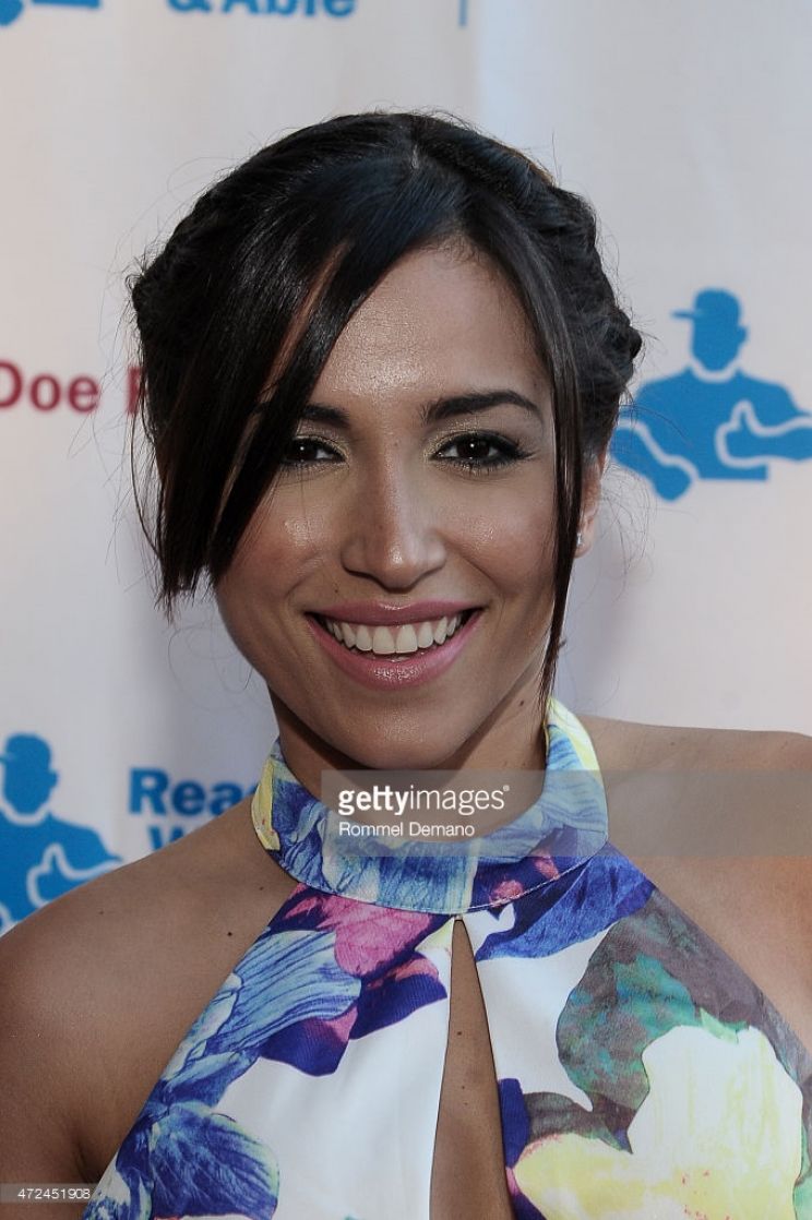 Ana Isabelle