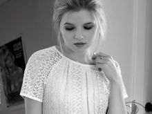 Ana Mulvoy-Ten