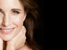 Andie MacDowell