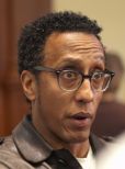 Andre Royo