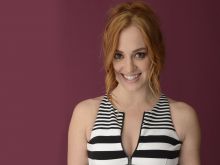 Andrea Bowen