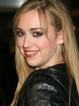 Andrea Bowen