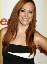 Andrea Bowen