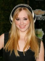 Andrea Bowen photo
