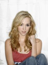 Andrea Bowen photo