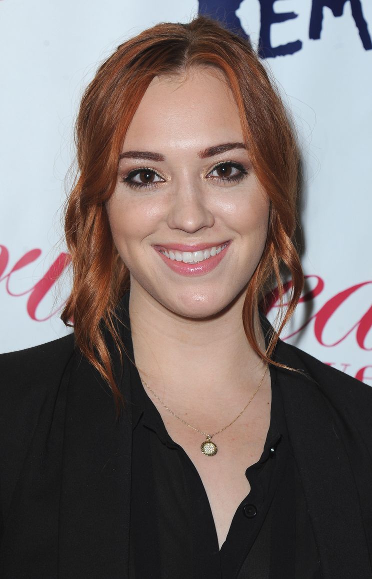 Andrea Bowen