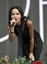 Andrea Corr #1219434 picture (Portrait Medium)
