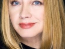 Andrea Evans