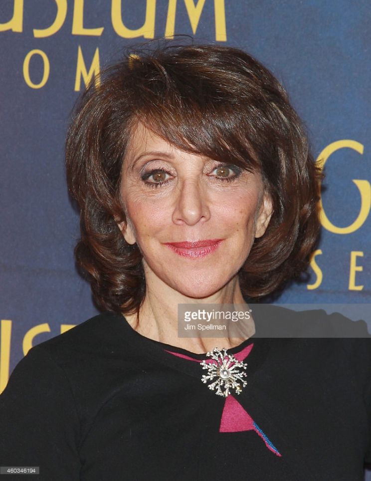 Andrea Martin