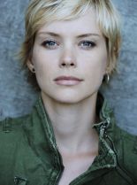 Andrea Osvárt photo