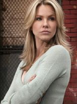 Andrea Roth