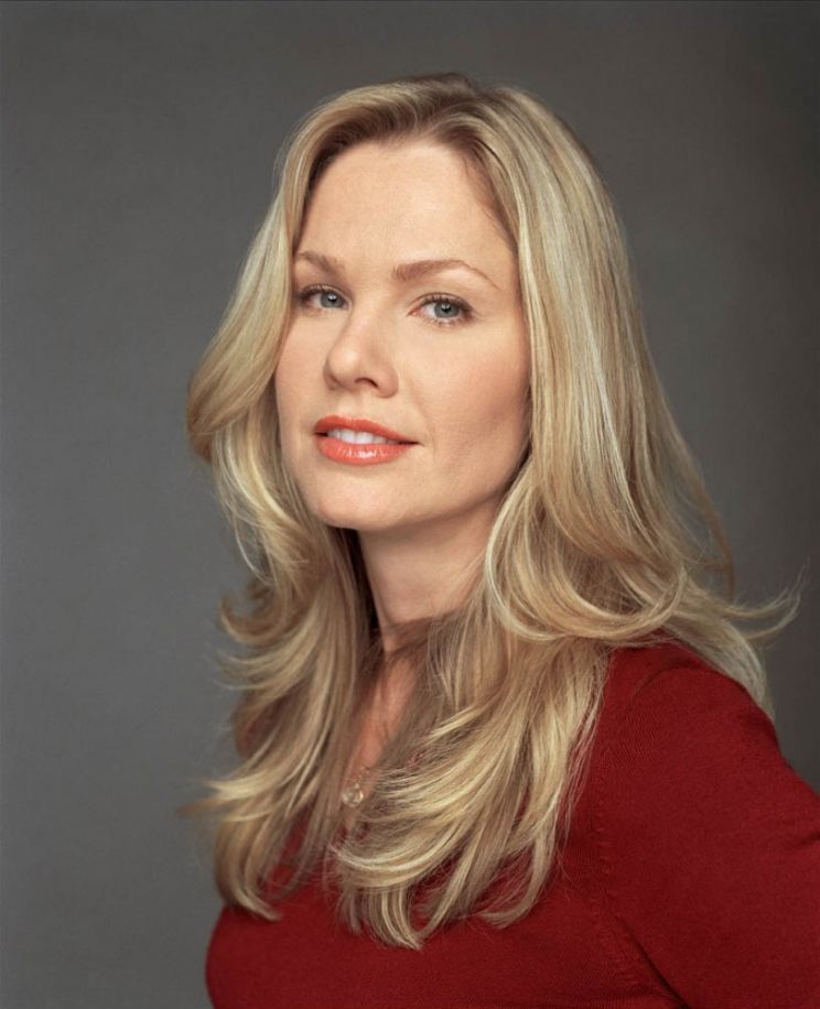 Andrea Roth