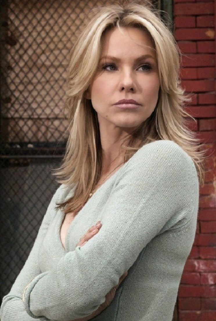 Andrea Roth