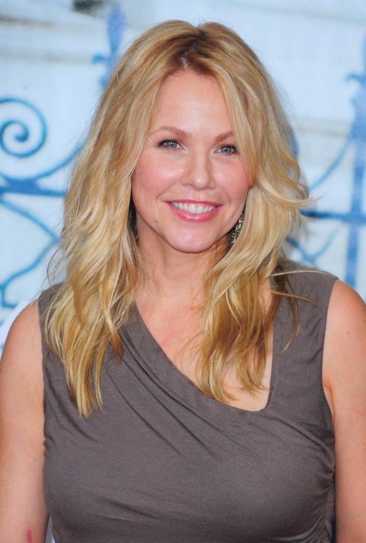 Andrea Roth