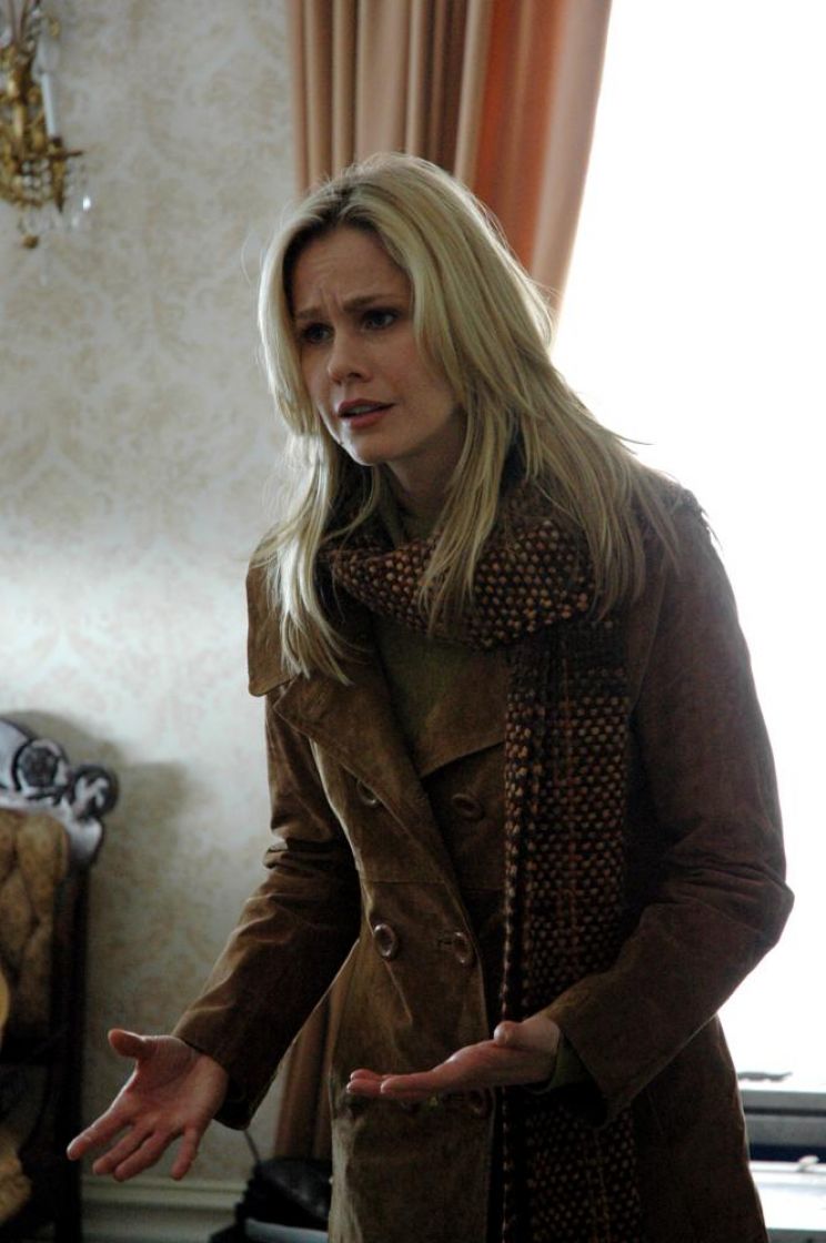 Andrea Roth
