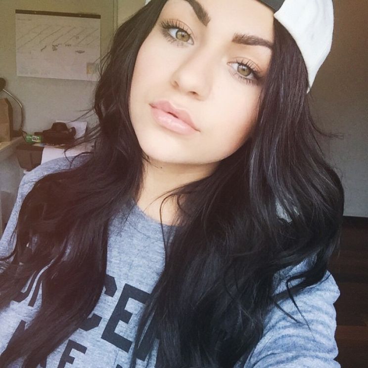 Andrea Russett