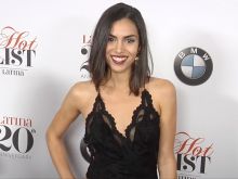 Andrea Sixtos
