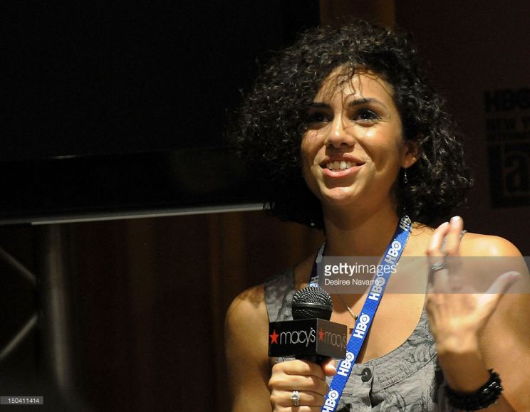 Andrea Sixtos
