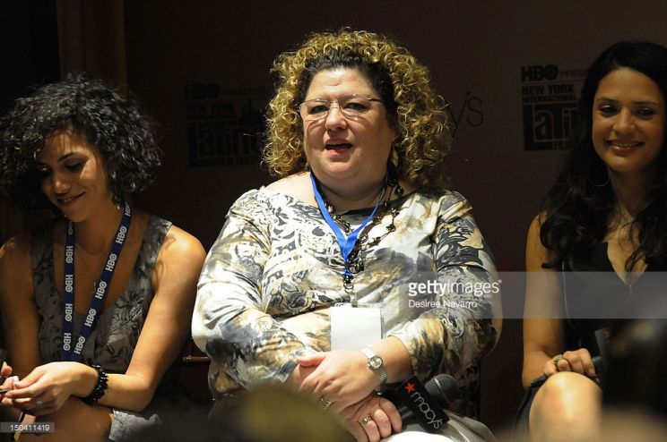 Andrea Sixtos