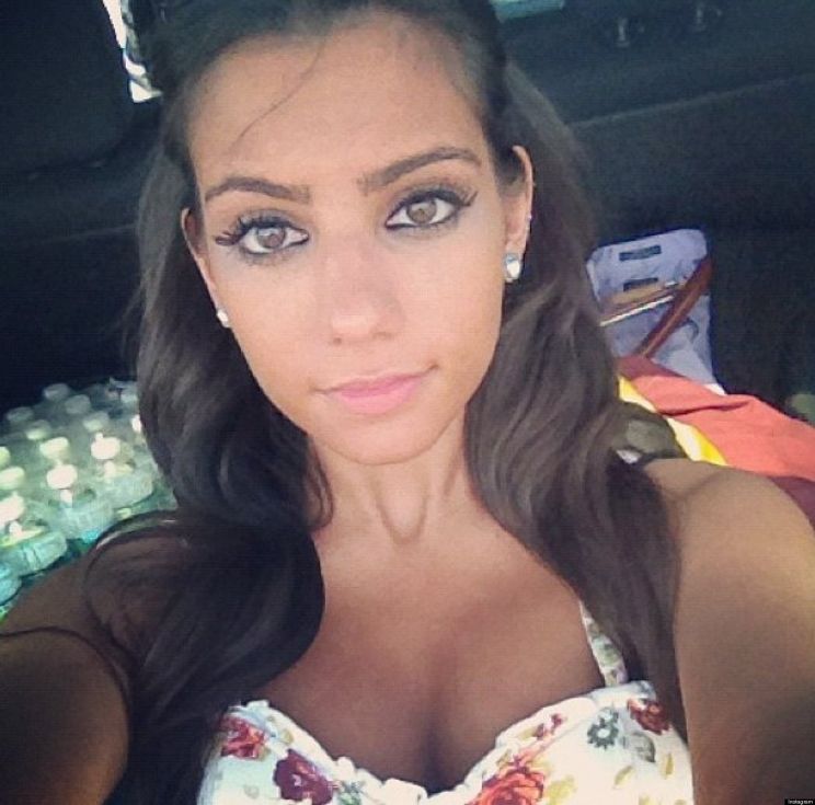 Andrea Sixtos