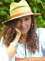 Andrea Thompson #488555 picture (Portrait Medium)