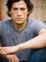 Andrew Keegan