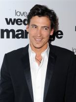 Andrew Keegan