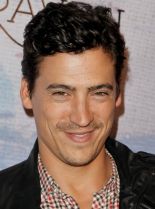 Andrew Keegan