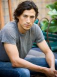 Andrew Keegan