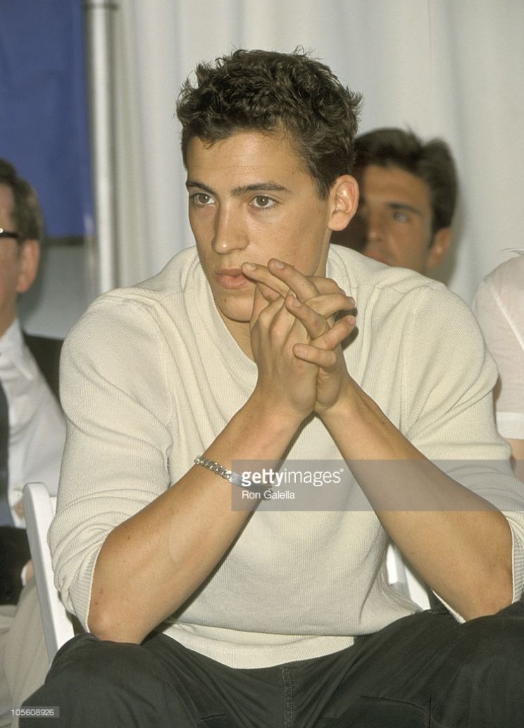 Andrew Keegan