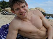 Andrew Keenan-Bolger