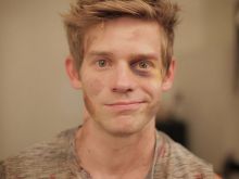 Andrew Keenan-Bolger photo