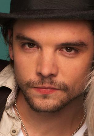 Andrew Lee Potts