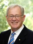 Andrew Robb