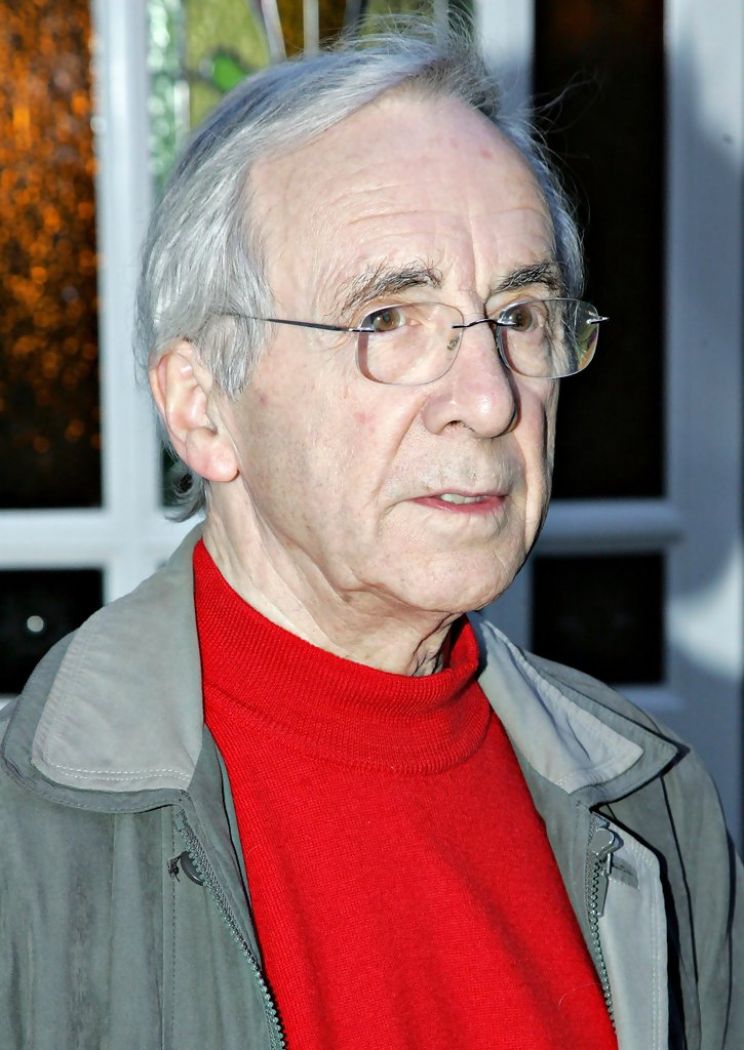 Andrew Sachs