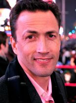 Andrew Shue photo