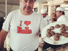 Andrew Zimmern