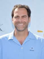 Andy Buckley