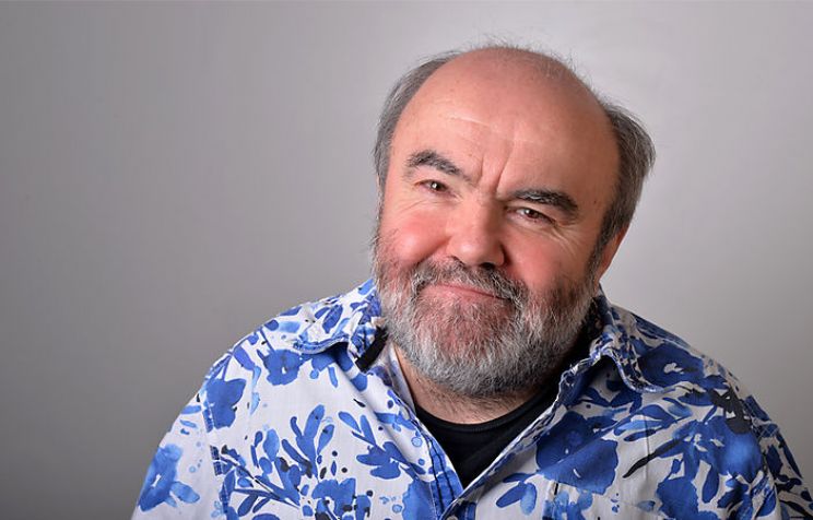 Andy Hamilton