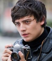 Aneurin Barnard