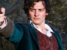 Aneurin Barnard