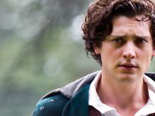 Aneurin Barnard