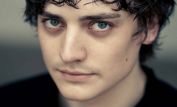 Aneurin Barnard