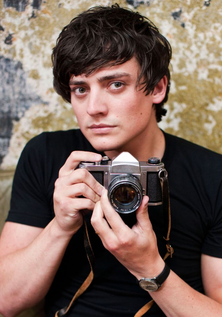 Aneurin Barnard