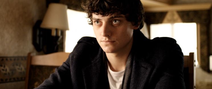 Aneurin Barnard