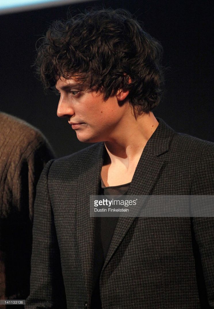 Aneurin Barnard