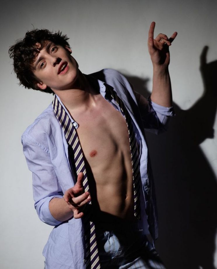 Aneurin Barnard